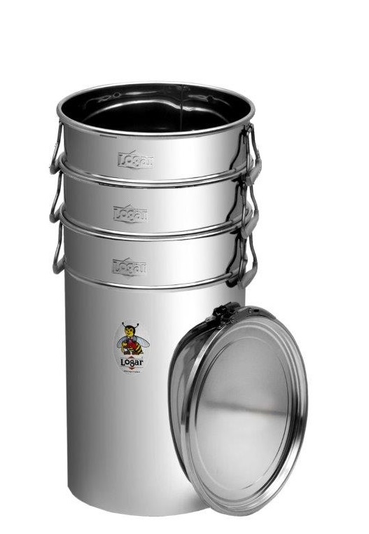 Stapelbare Lagerbehälter